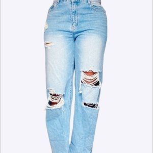 Ripped boyfriend jeans size XL